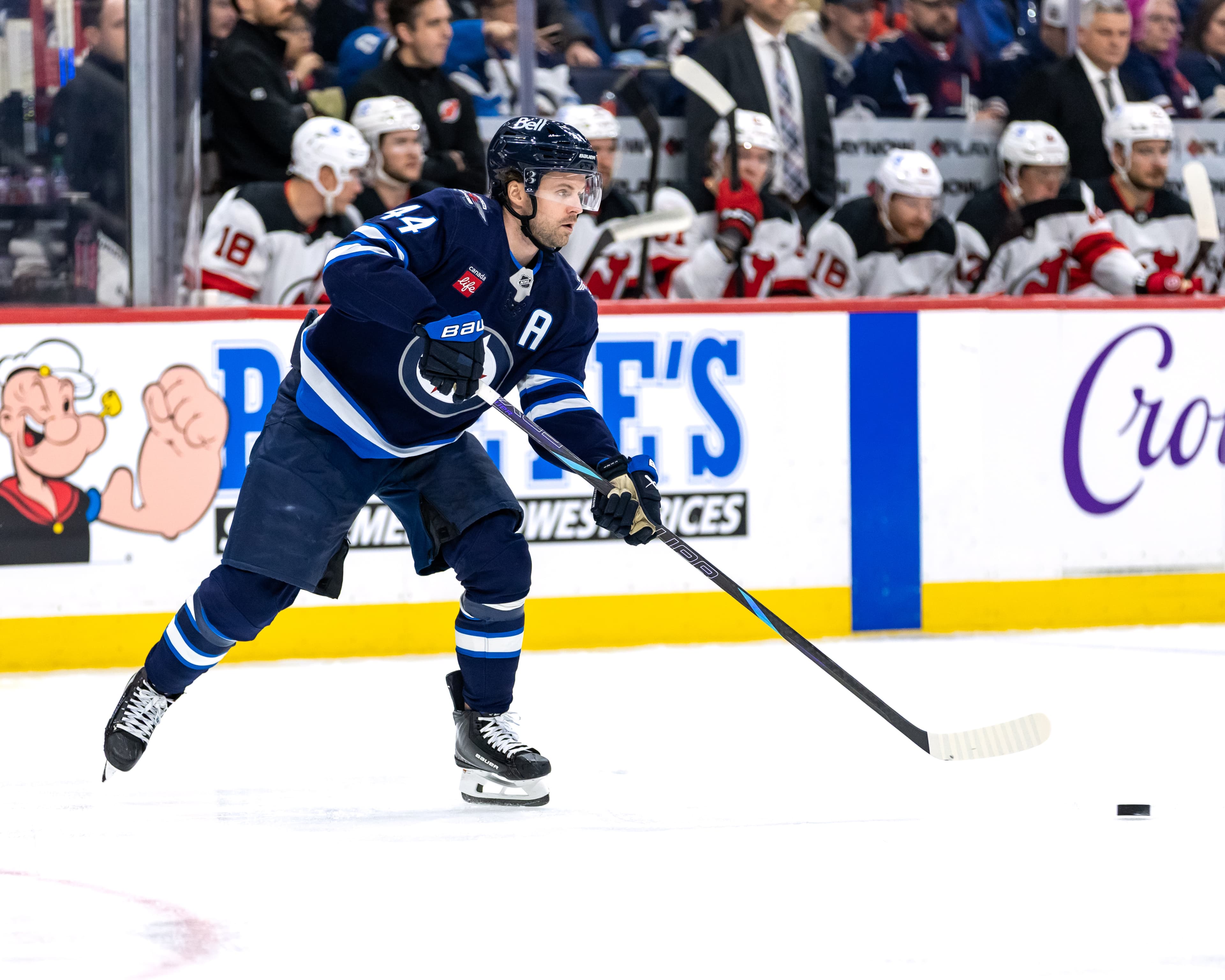 Jets Win Second Straight with 4-3 win over Visiting Devils